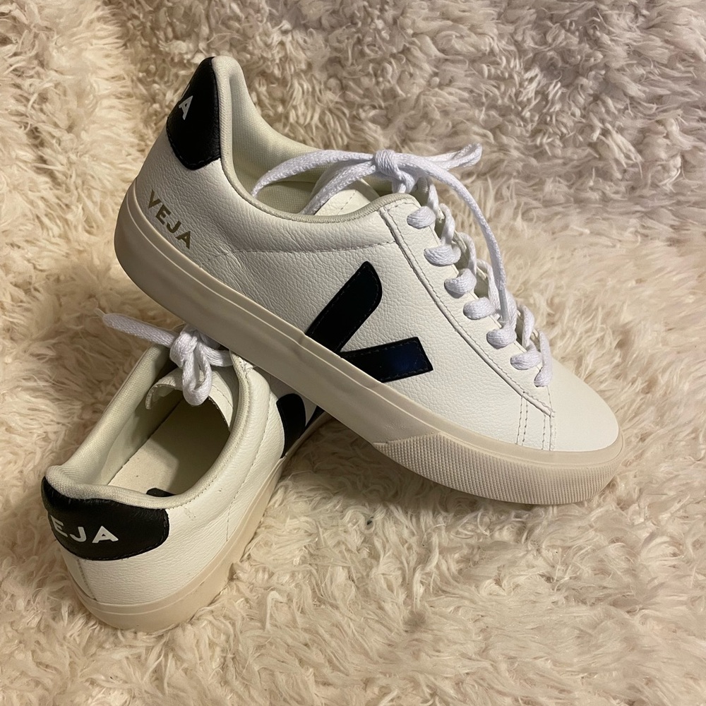 Veja Campo Bicolor Leather Low-Top Sneakers